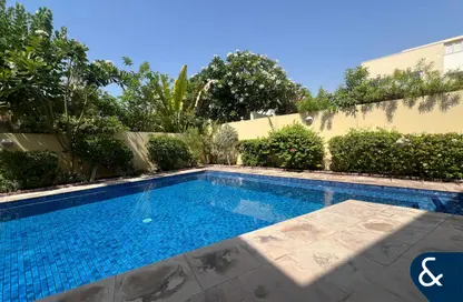 Villa - 4 Bedrooms - 4 Bathrooms for rent in Meadows 1 - Meadows - Dubai