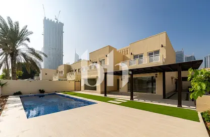 Villa - 5 Bedrooms - 5 Bathrooms for rent in Meadows 2 - Meadows - Dubai