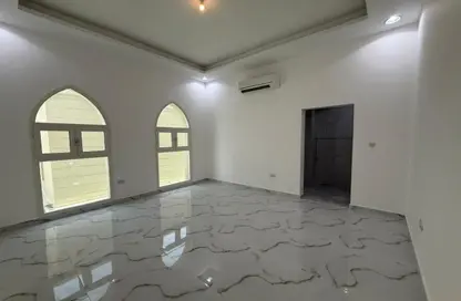 شقة - 1 حمام للايجار في مدينة الرياض - أبوظبي
