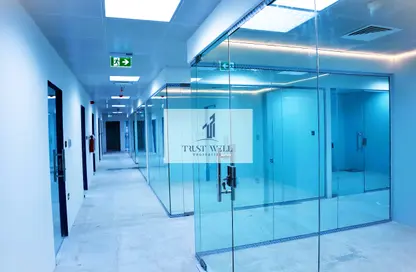 Office Space - Studio - 2 Bathrooms for rent in Cornich Al Khalidiya - Al Khalidiya - Abu Dhabi
