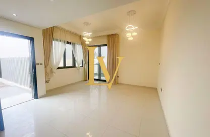 تاون هاوس - 3 غرف نوم - 5 حمامات للبيع في فلل اوروم - ادورا - داماك هيلز 2 - دبي