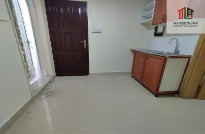 Apartment - Studio - 1 Bathroom for rent in Al Saada Street - Al Mushrif - Abu Dhabi