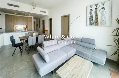 Apartment - 2 Bedrooms - 3 Bathrooms for sale in Stella Maris - Dubai Marina - Dubai