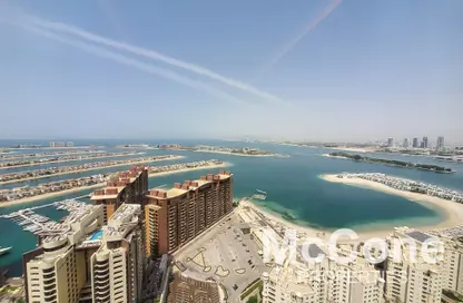 Apartment - Studio - 1 Bathroom for rent in The Palm Tower - Palm Jumeirah - Dubai
