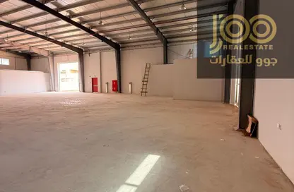 مستودع - استوديو - 1 حمام للايجار في أم الثعوب - أم القيوين