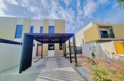Townhouse - 2 Bedrooms - 4 Bathrooms for rent in Nasma Residence - Al Tai - Sharjah