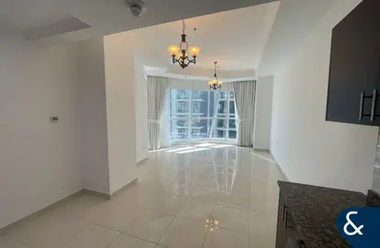 شقة - 1 حمام للايجار في ذا كورت تاور - الخليج التجاري - دبي