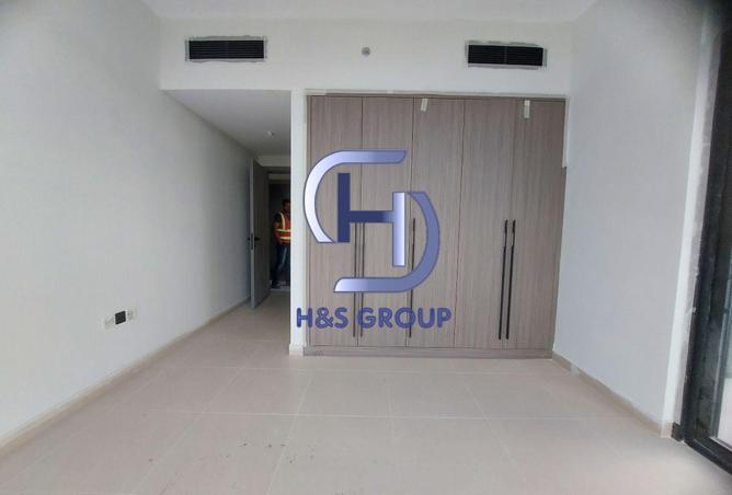 16005571 - Property Image 2