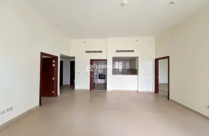 Apartment - 2 Bedrooms - 3 Bathrooms for sale in Burj Vista 1 - Burj Vista - Downtown Dubai - Dubai