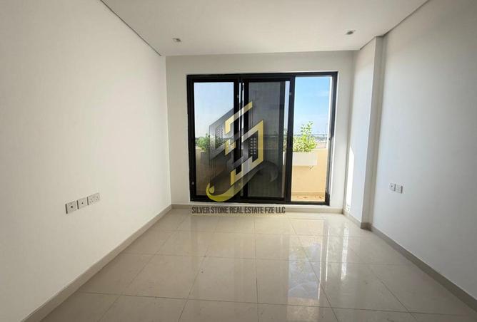 16060117 - Property Image 2