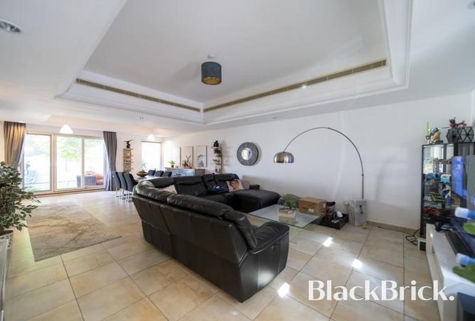 15190211 - Property Image 3