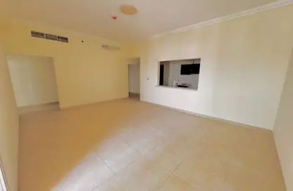 Apartment - 3 Bedrooms - 4 Bathrooms for rent in Plaza Residences 2 - Plaza Residences - Jumeirah Village Circle - Dubai