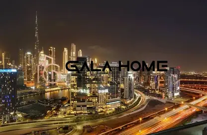 شقة - 1 حمام للايجار في رأسًا على عقب - الخليج التجاري - دبي