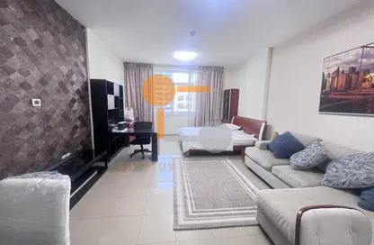Apartment - Studio - 1 Bathroom for rent in Sobha Daffodil - Jumeirah Village Circle - Dubai