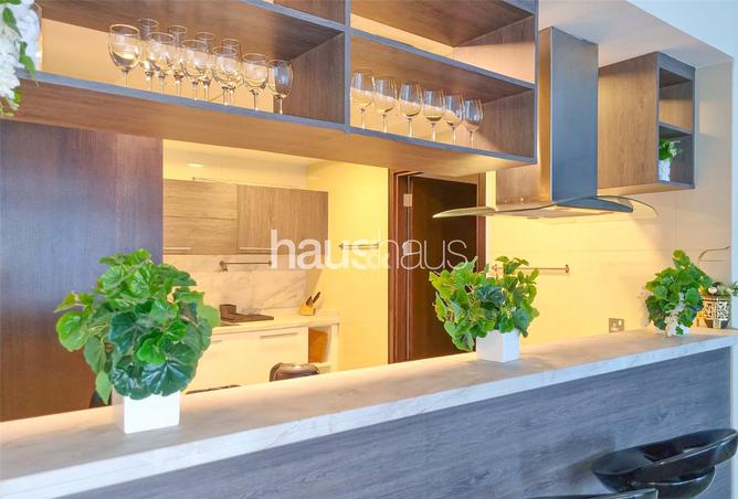 15818001 - Property Image 2