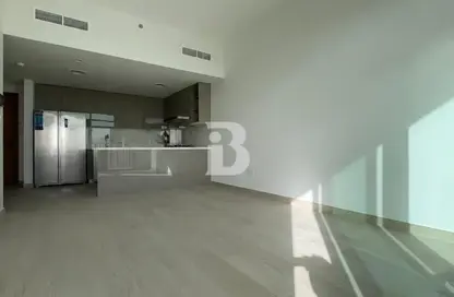 شقة - 3 غرف نوم - 2 حمامات للايجار في عزيزي العنبر - الفرجان - دبي شقة - 3 غرف نوم - 2 حمامات للايجار في عزيزي العنبر - الفرجان - دبي