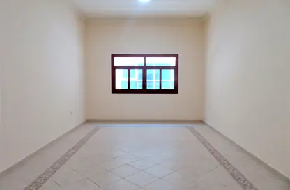 شقة - غرفة نوم - 2 حمامات للايجار في عود ميثاء - بر دبي - دبي