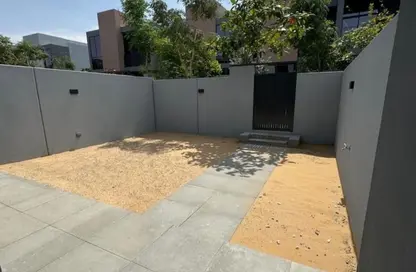 Townhouse - 2 Bedrooms - 4 Bathrooms for sale in Robinia - Masaar - Tilal City - Sharjah