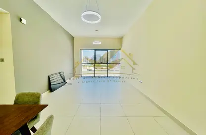 Apartment - 1 Bedroom - 2 Bathrooms for rent in Jumeirah Garden City - Al Satwa - Dubai