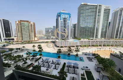 Apartment - Studio - 1 Bathroom for rent in The Sterling West - The Sterling - Business Bay - Dubai