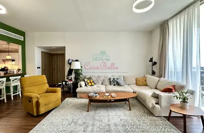 شقة - 2 غرف نوم - 3 حمامات للايجار في 03 ريزيدنس من نيد الغرير - مثلث قرية الجميرا - دبي