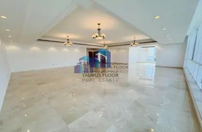 Penthouse - 3 Bedrooms - 5 Bathrooms for rent in Manazel Al Safa - Business Bay - Dubai