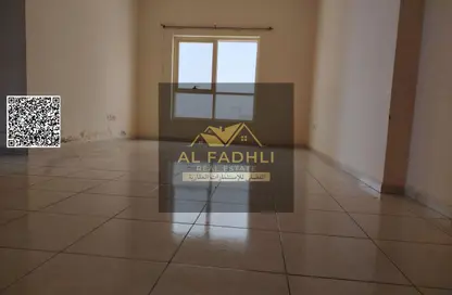 Apartment - 2 Bedrooms - 2 Bathrooms for rent in Emirates Lake Tower 2 - Emirates Lake Towers - Emirates City - Ajman