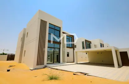 Villa - 4 Bedrooms - 5 Bathrooms for sale in Nad Al Dhabi - Al Jubail Island - Abu Dhabi