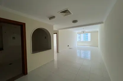 Apartment - 1 Bedroom - 2 Bathrooms for rent in Al Majaz 1 - Al Majaz - Sharjah