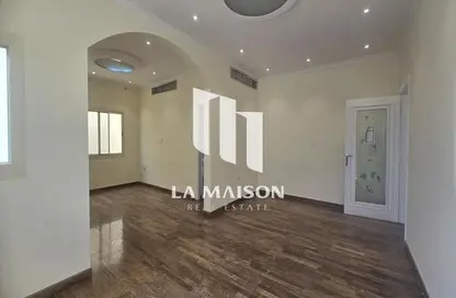 Villa - 5 Bedrooms - 7 Bathrooms for rent in Al Mushrif - Abu Dhabi