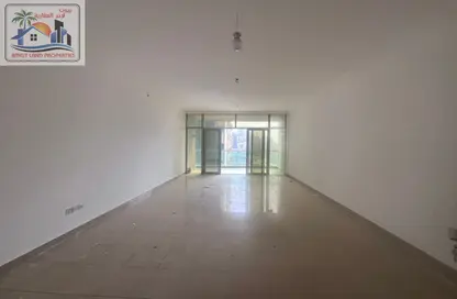 Apartment - 2 Bedrooms - 3 Bathrooms for rent in Al Majaz 3 - Al Majaz - Sharjah