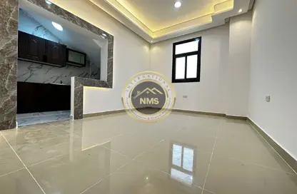 Apartment - Studio - 1 Bathroom for rent in Al Mushrif - Abu Dhabi