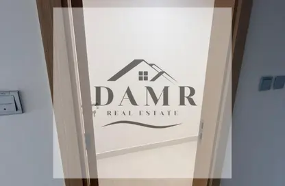 شقة - 2 غرف نوم - 2 حمامات للايجار في راديانت سكوير - مدينة الأضواء - جزيرة الريم - أبوظبي شقة - 2 غرف نوم - 2 حمامات للايجار في راديانت سكوير - مدينة الأضواء - جزيرة الريم - أبوظبي