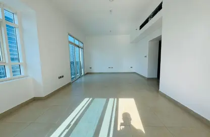 شقة - 2 غرف نوم - 2 حمامات للايجار في شارع حمدان - أبوظبي