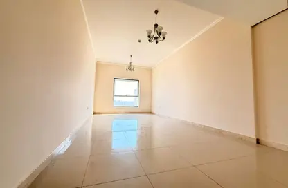 شقة - 3 غرف نوم - 4 حمامات للايجار في برج النعيمية الثاني - النعيمية - عجمان