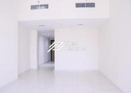 Apartment - 3 bedrooms - 4 bathrooms for rent in Al Obaidy Tower - Al Istiqlal Street - Al Khalidiya - Abu Dhabi