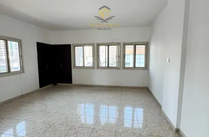 مكتب عمل جماعي - استوديو - 1 حمام للايجار في المجاز 1 - المجاز - الشارقة مكتب عمل جماعي - استوديو - 1 حمام للايجار في المجاز 1 - المجاز - الشارقة