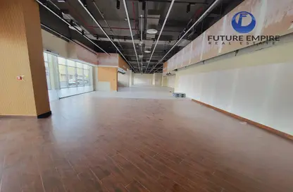 Retail - Studio for rent in Oud Metha - Bur Dubai - Dubai