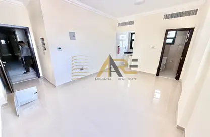 Apartment - Studio - 1 Bathroom for rent in Al Zahia 2 - Al Zahia - Muwaileh Commercial - Sharjah