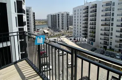 Apartment - 1 Bedroom - 2 Bathrooms for sale in Waters Edge - Yas Island - Abu Dhabi