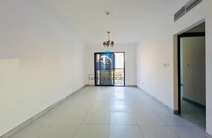 Apartment - 1 Bedroom - 2 Bathrooms for rent in Al Mamzar Building - Al Mamzar - Deira - Dubai