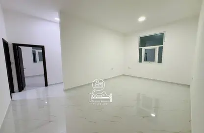 Apartment - 3 Bedrooms - 2 Bathrooms for rent in Khalifa City - Abu Dhabi