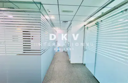 Office Space - Studio - 1 Bathroom for rent in The Burlington - Business Bay - Dubai