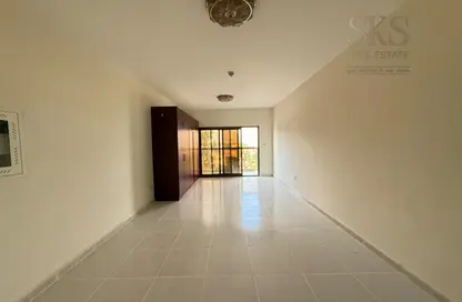 شقة - 1 حمام للايجار في كلاود تاور - مثلث قرية الجميرا - دبي