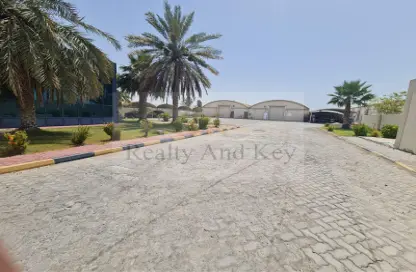 صورة لـ غير متعلق أرض - استوديو للايجار في المدينة الصناعية في أبوظبي - مصفح - أبوظبي ، صورة رقم 1