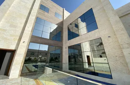 Villa - 6 Bedrooms - 7 Bathrooms for sale in Shakhbout City - Abu Dhabi