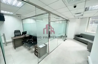 Office Space - Studio - 1 Bathroom for rent in Blue Tower - Sheikh Zayed Road - Dubai