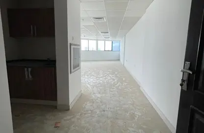 Office Space - Studio - 1 Bathroom for rent in Al Rashidiya - Ajman Downtown - Ajman