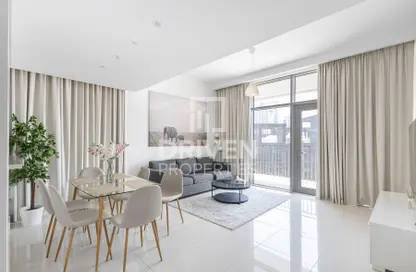 Apartment - 1 Bedroom - 2 Bathrooms for rent in Boulevard Crescent Tower 1 - BLVD Crescent - Downtown Dubai - Dubai