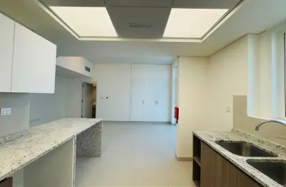 Apartment - Studio - 1 Bathroom for rent in Al Raha Beach - Abu Dhabi